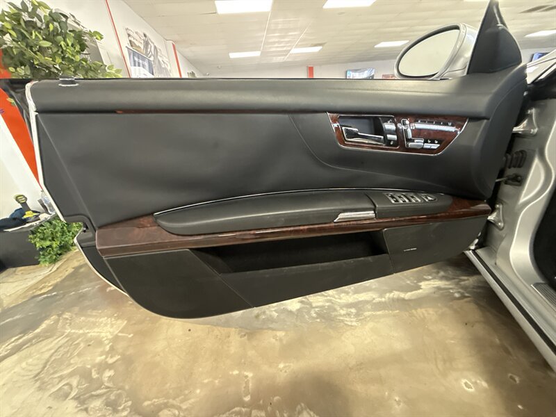 Used 2008 Mercedes-Benz CL 550 image 15