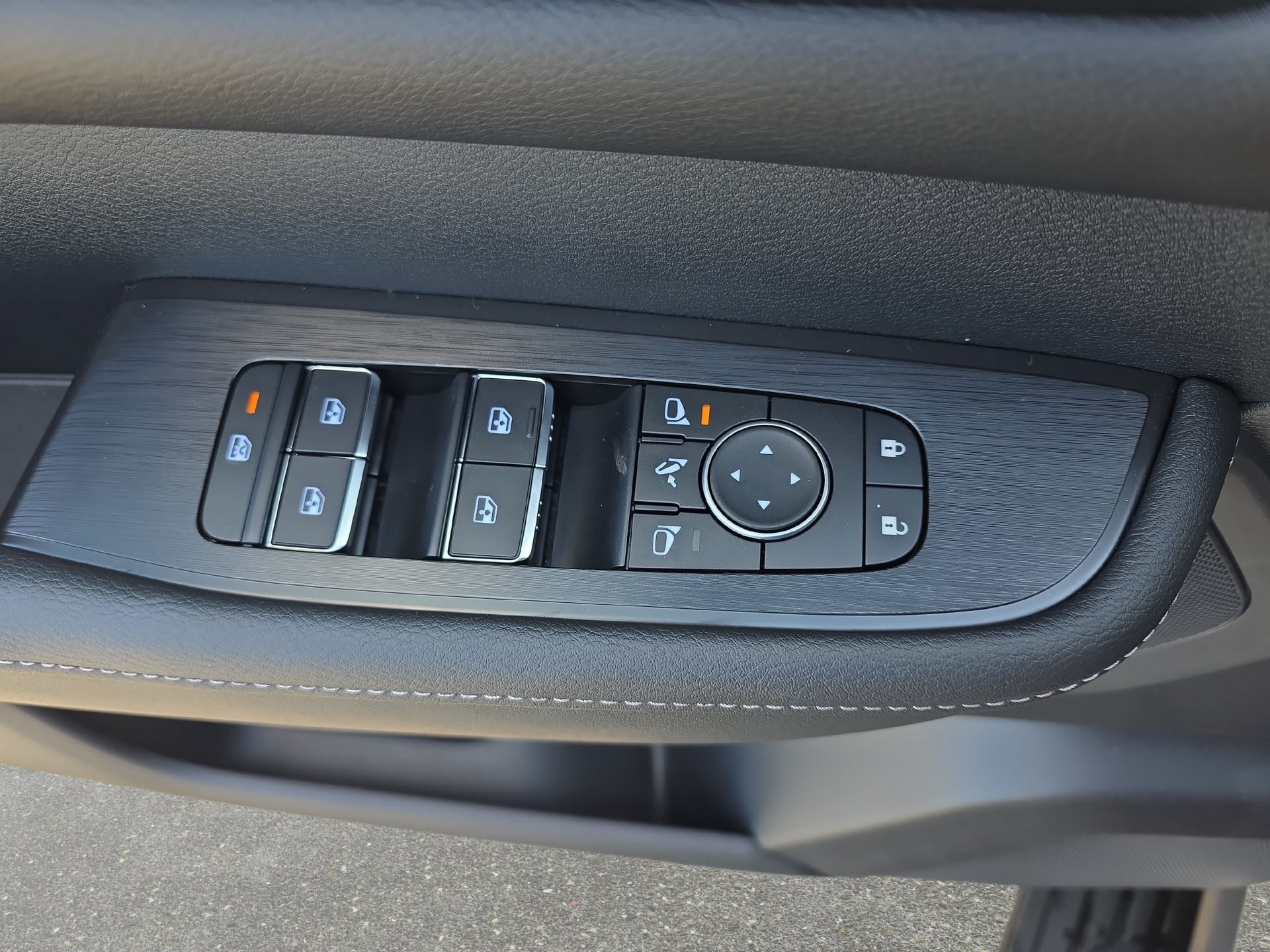 New 2026 Nissan Armada PRO-4X AWD/4WD image 27