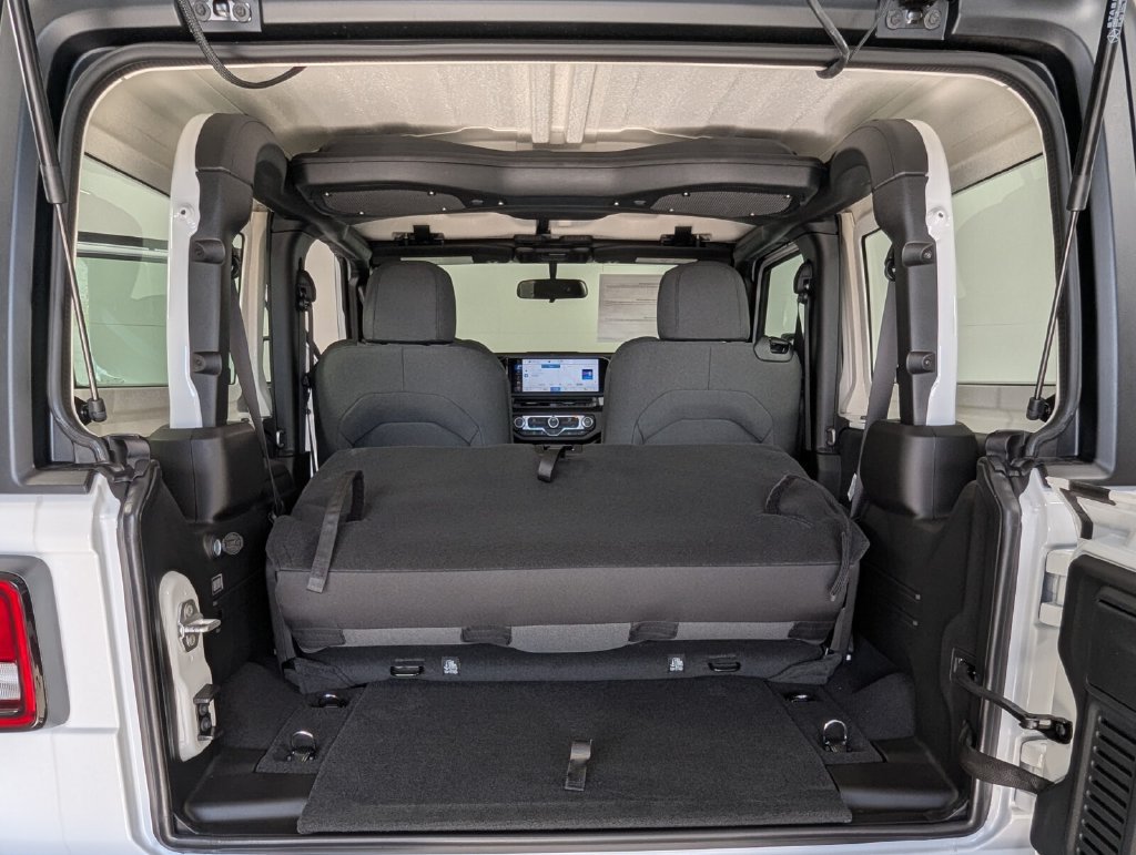 New 2026 Jeep Wrangler Sport AWD/4WD image 27