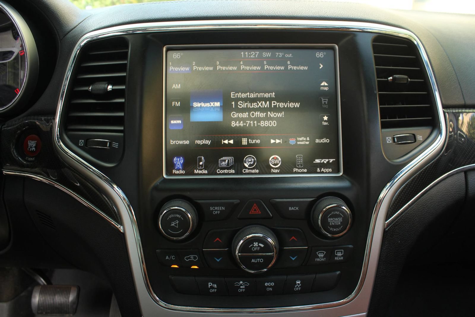 Used 2015 Jeep Grand Cherokee SRT w/ Luxury Group II AWD/4WD image 35