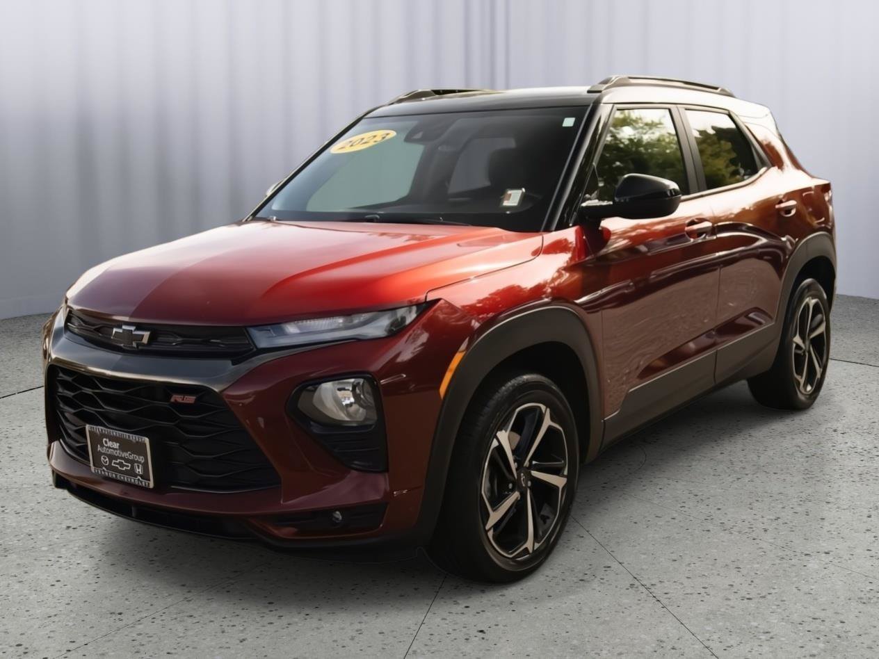 Used 2023 Chevrolet TrailBlazer RS w/ Convenience Package AWD/4WD image 18