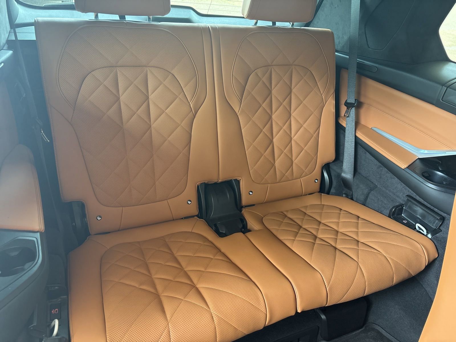 Used 2026 BMW X7 xDrive40i w/ Premium Package AWD/4WD image 23