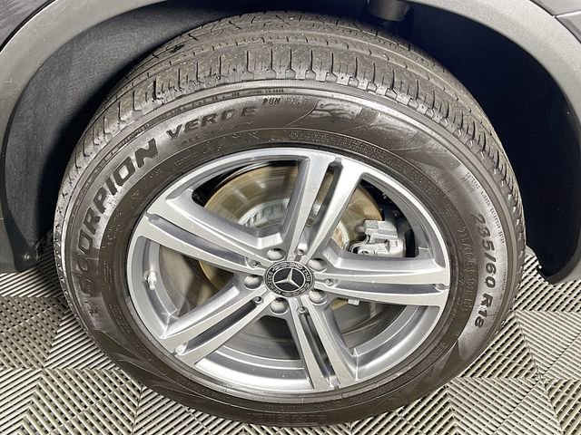 Used 2021 Mercedes-Benz GLC 300 4MATIC image 32