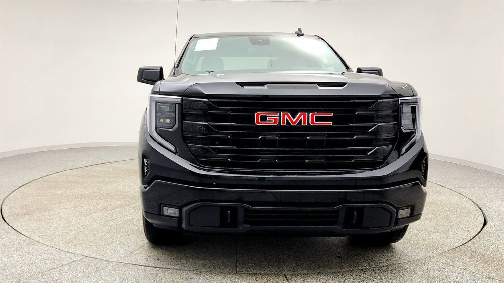 Used 2026 GMC Sierra 1500 Elevation image 2