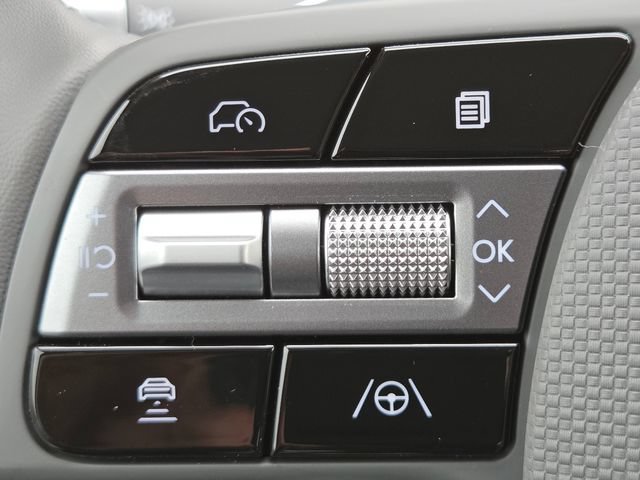 New 2026 Hyundai Ioniq 5 SE AWD/4WD image 28