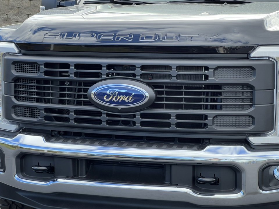 New 2026 Ford F250 4x4 Crew Cab Super Duty image 36