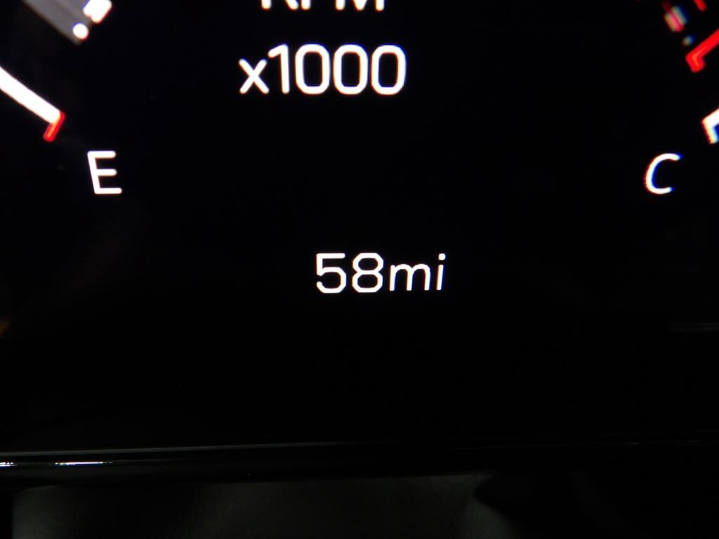 Used 2026 GMC Yukon AT4 Ultimate AWD/4WD image 19