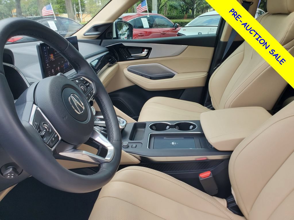 Used 2025 Acura MDX FWD w/ Technology Package image 17