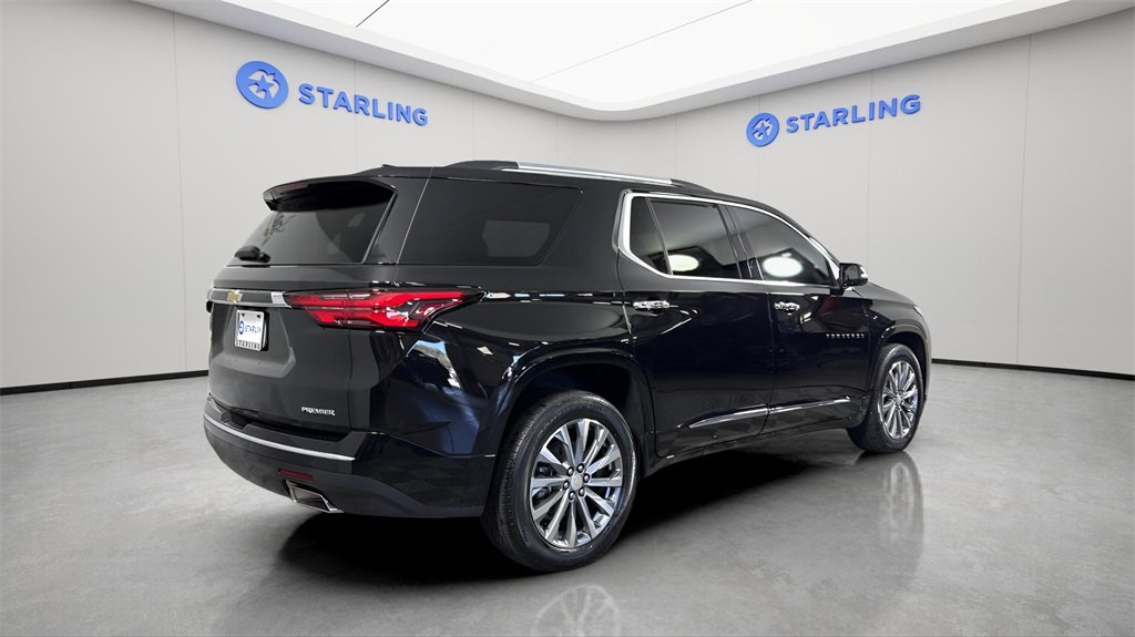 Used 2023 Chevrolet Traverse Premier image 9
