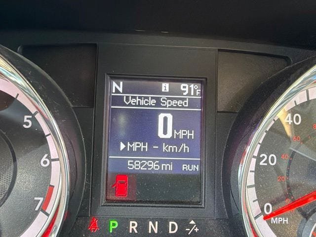 Used 2011 Dodge Grand Caravan Crew FWD image 5