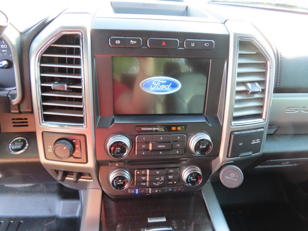 Used 2017 Ford F250 Platinum w/ Platinum Ultimate Package AWD/4WD image 38