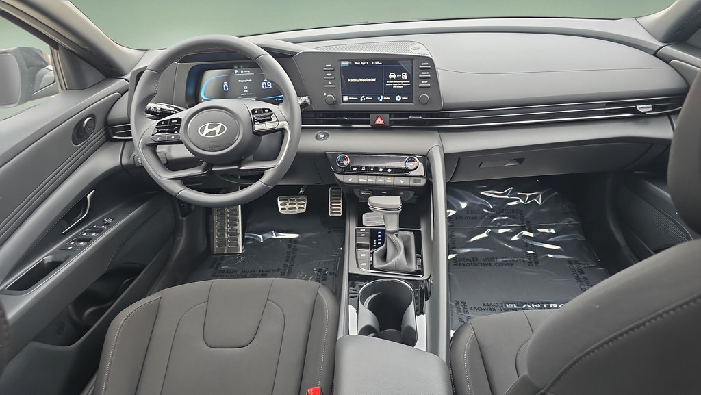 New 2026 Hyundai Elantra SEL Sport Premium FWD image 23