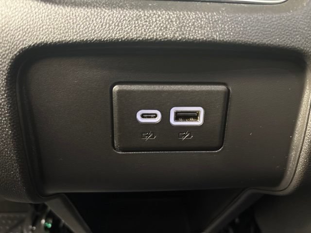 Used 2024 Chevrolet Blazer LT w/ Convenience Package FWD image 19