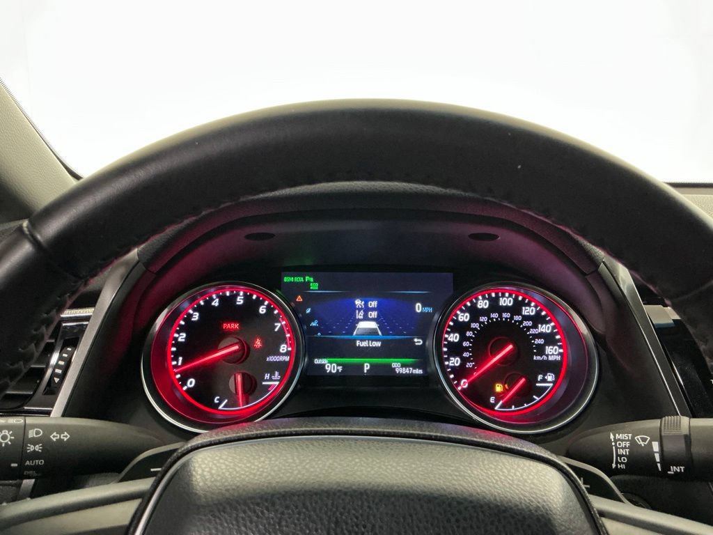 Used 2018 Toyota Camry XSE FWD image 10