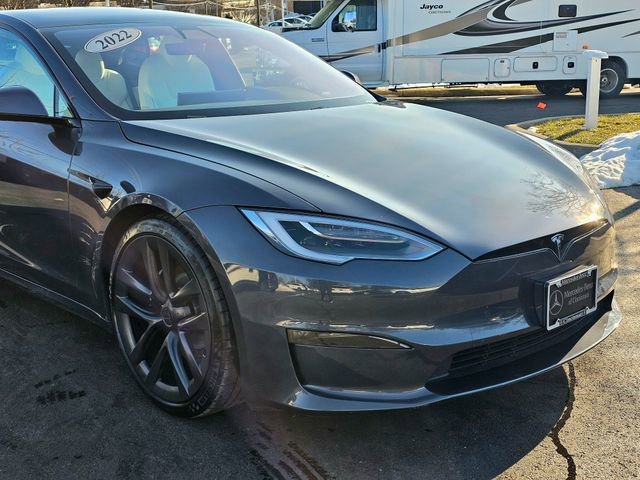 Used 2022 Tesla Model S Plaid image 2