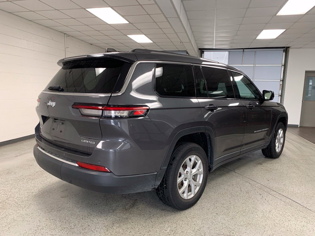 Used 2023 Jeep Grand Cherokee L Limited AWD/4WD image 4