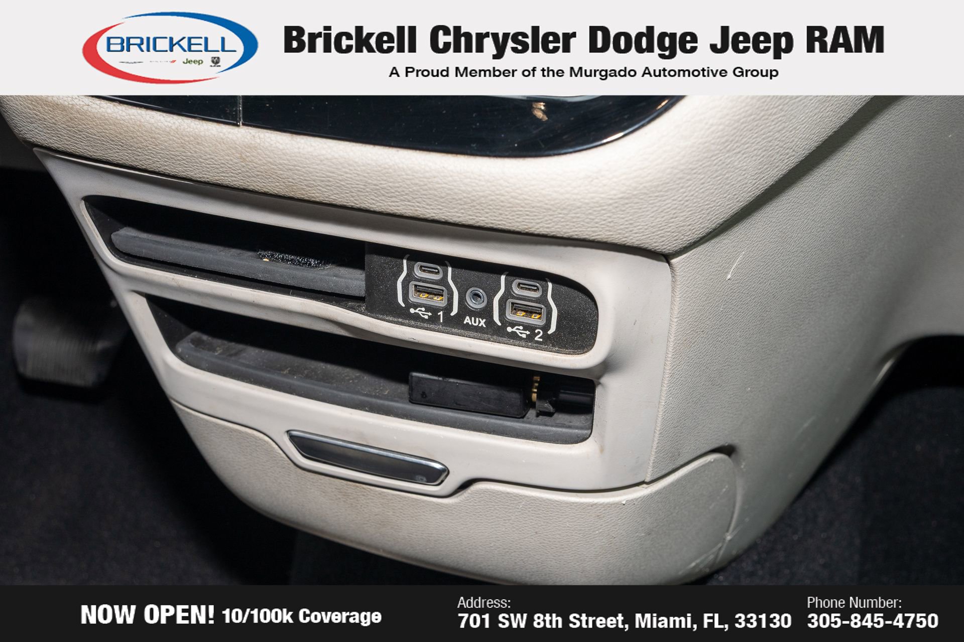 Used 2021 Chrysler Pacifica Touring image 23