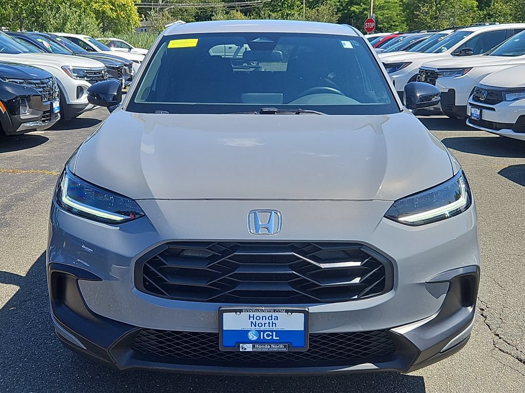 Used 2024 Honda HR-V Sport image 2