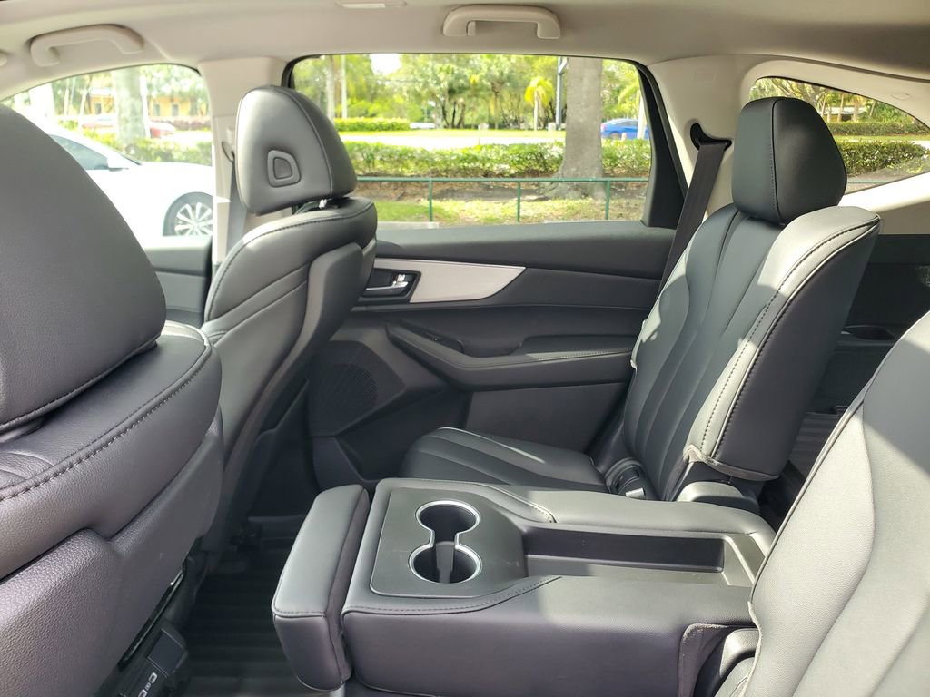 Used 2024 Acura MDX SH-AWD image 12