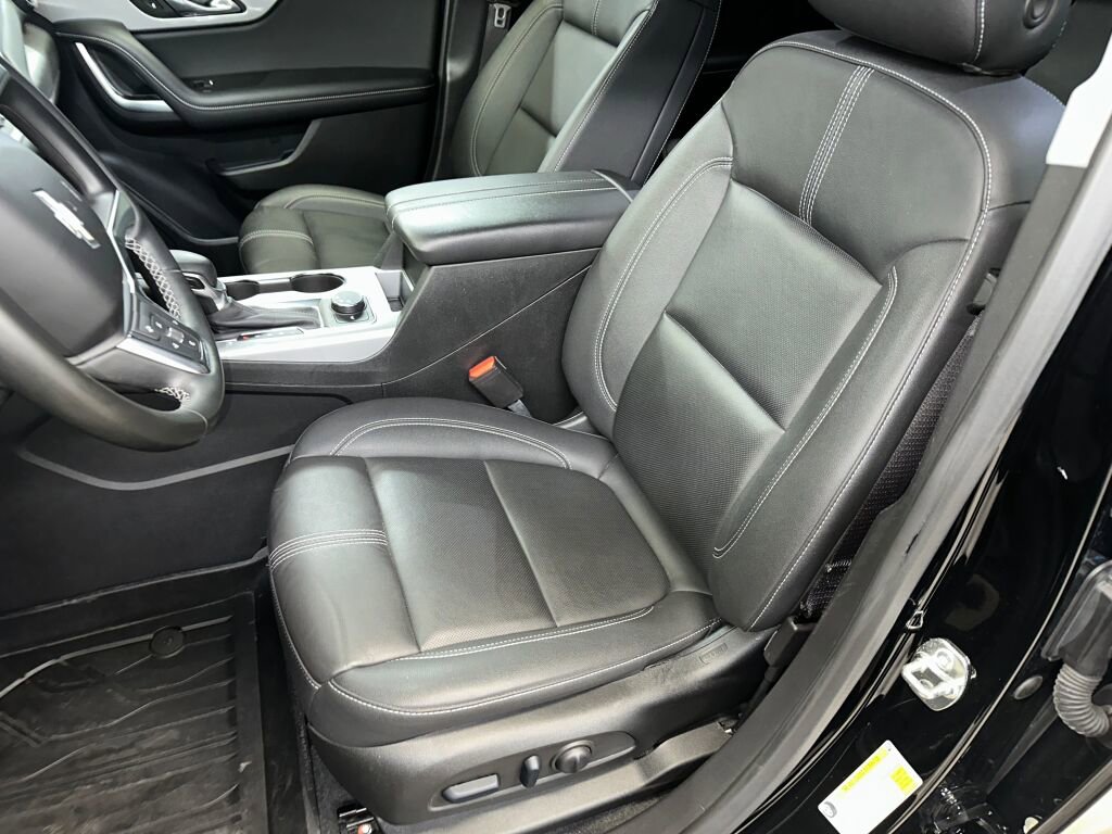 Certified 2024 Chevrolet Blazer LT w/ LPO, Floor Liner Package image 5