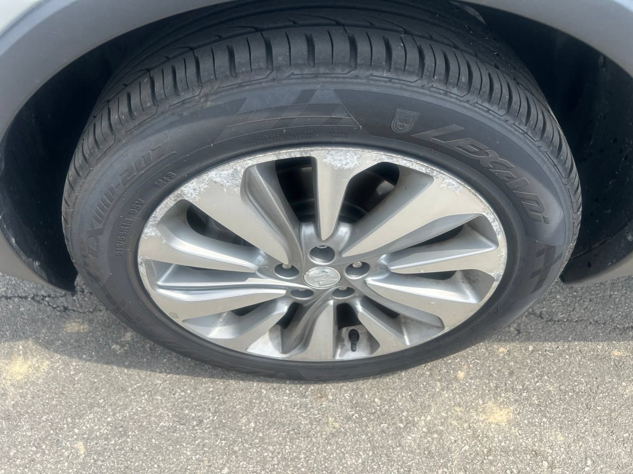 Used 2020 Buick Encore Preferred w/ Safety Package FWD image 9