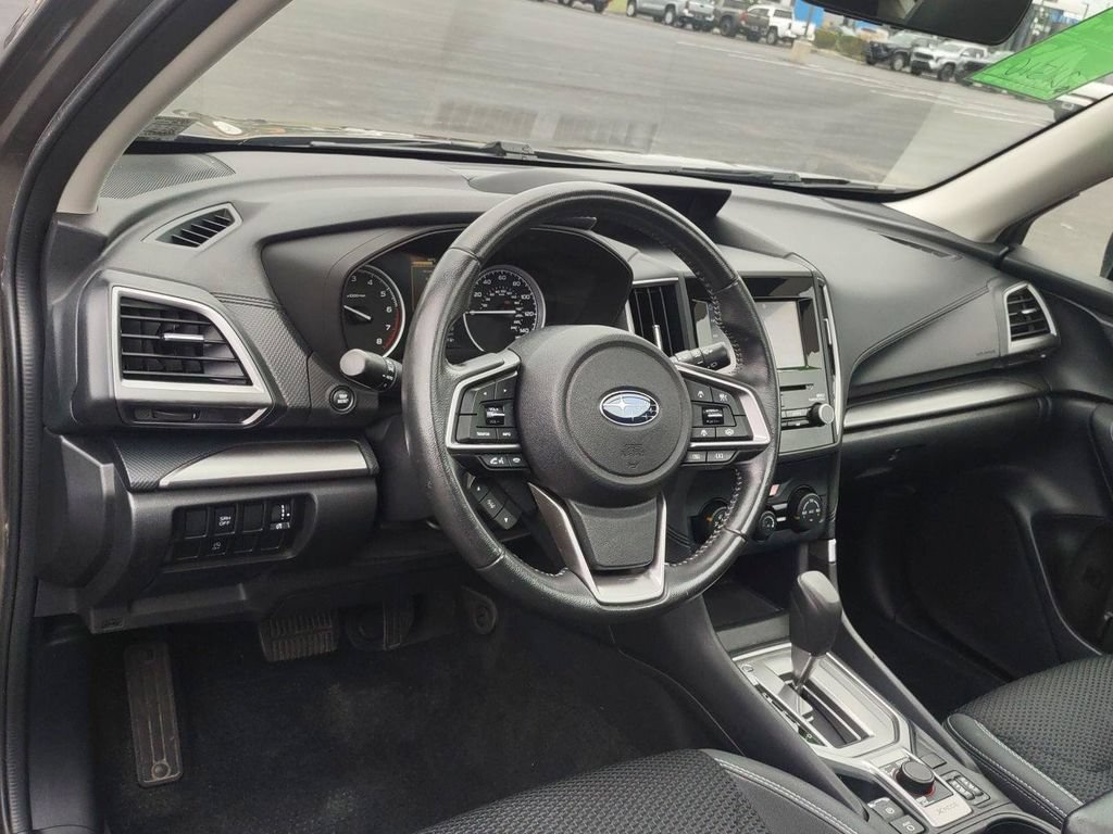 Used 2021 Subaru Forester Premium AWD/4WD image 17