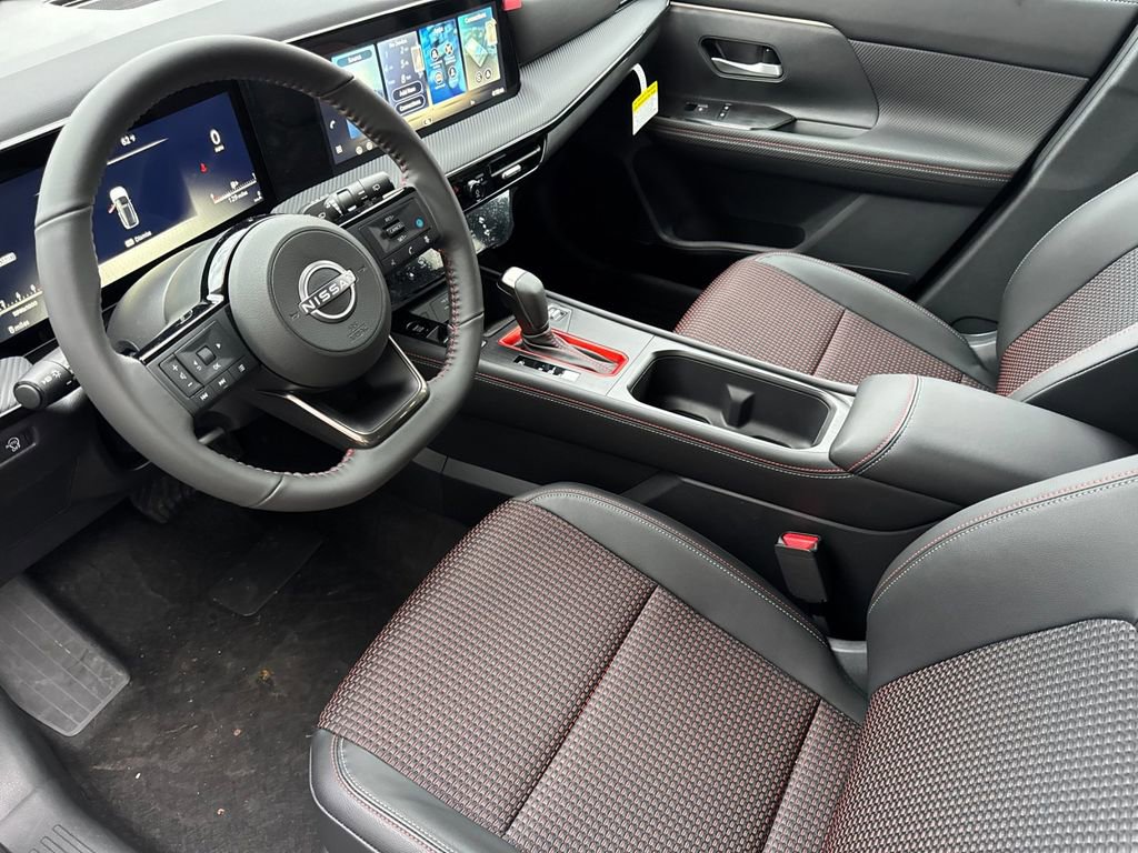New 2026 Nissan Kicks SR w/ Illumination Package image 9