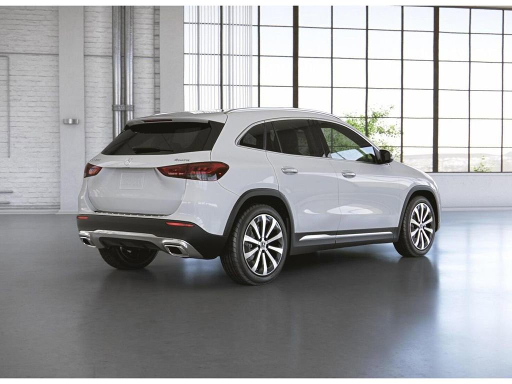 Certified 2022 Mercedes-Benz GLA 250 4MATIC image 22