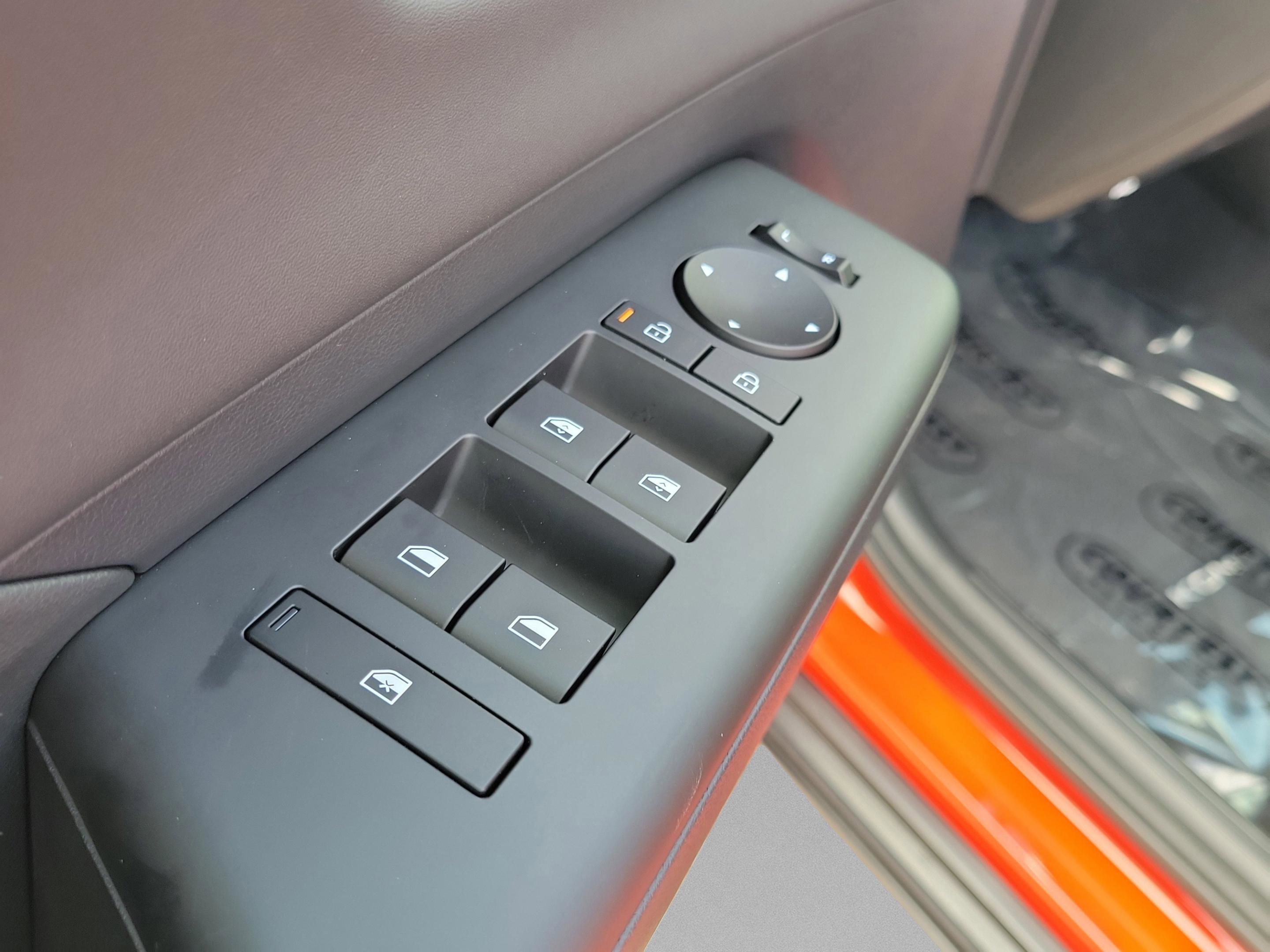 New 2026 Hyundai Kona SEL Premium image 18