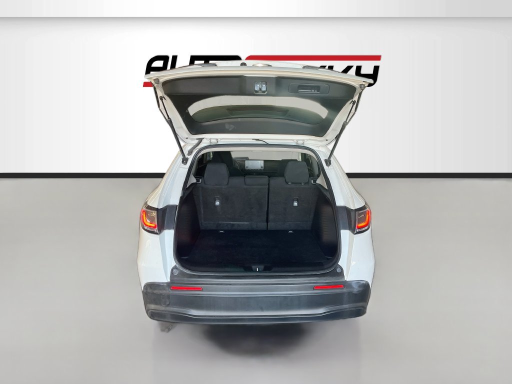 Used 2025 Honda HR-V LX image 22