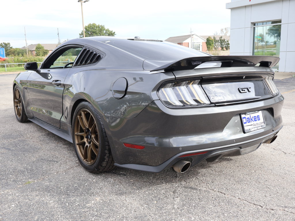 Used 2017 Ford Mustang GT Premium w/ Black Accent Package RWD image 5