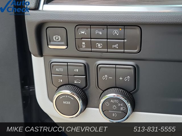 Certified 2025 Chevrolet Suburban Premier AWD/4WD image 23