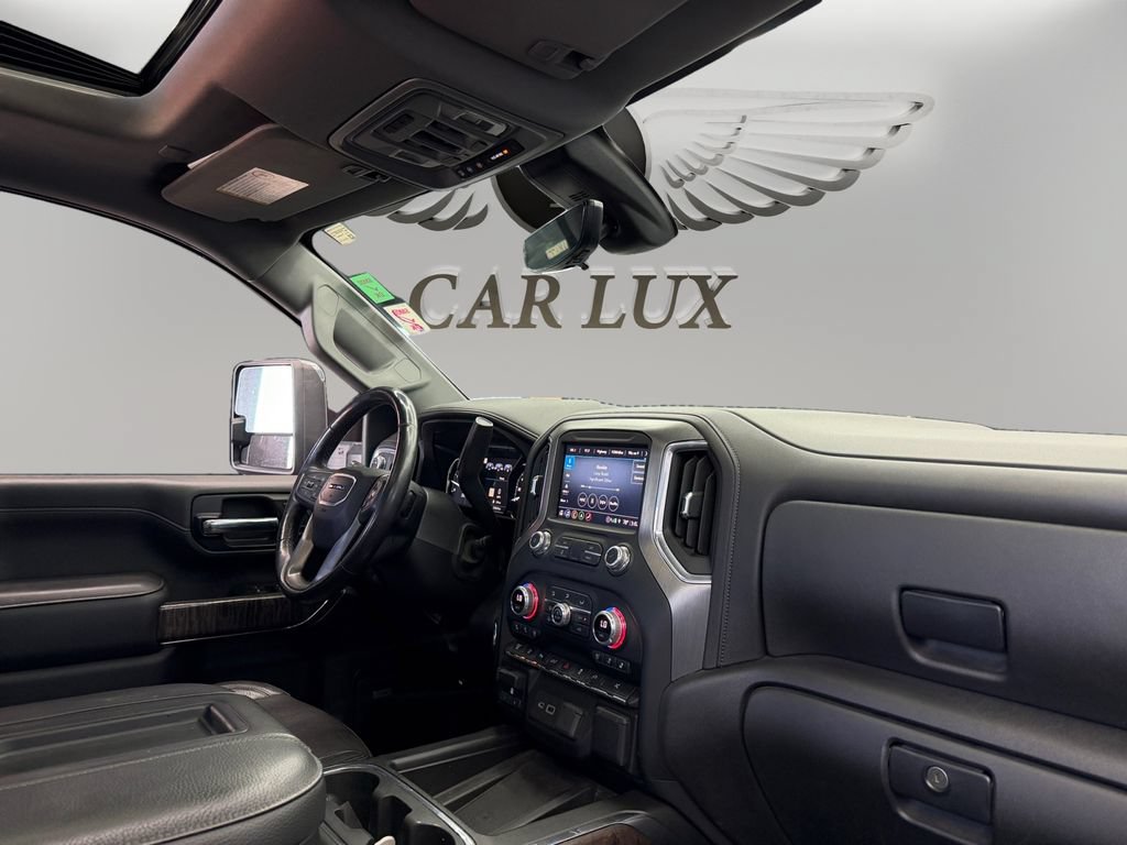 Used 2022 GMC Sierra 3500 Denali w/ Denali Ultimate Package AWD/4WD image 17