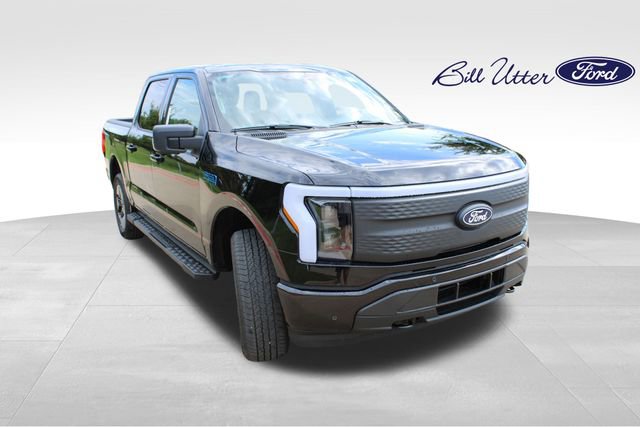 New 2025 Ford F150 Lightning Flash image 2