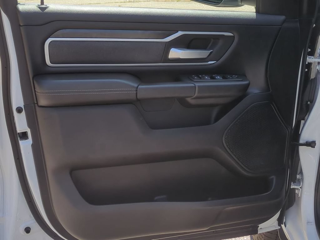 Used 2022 RAM 1500 Big Horn AWD/4WD image 11
