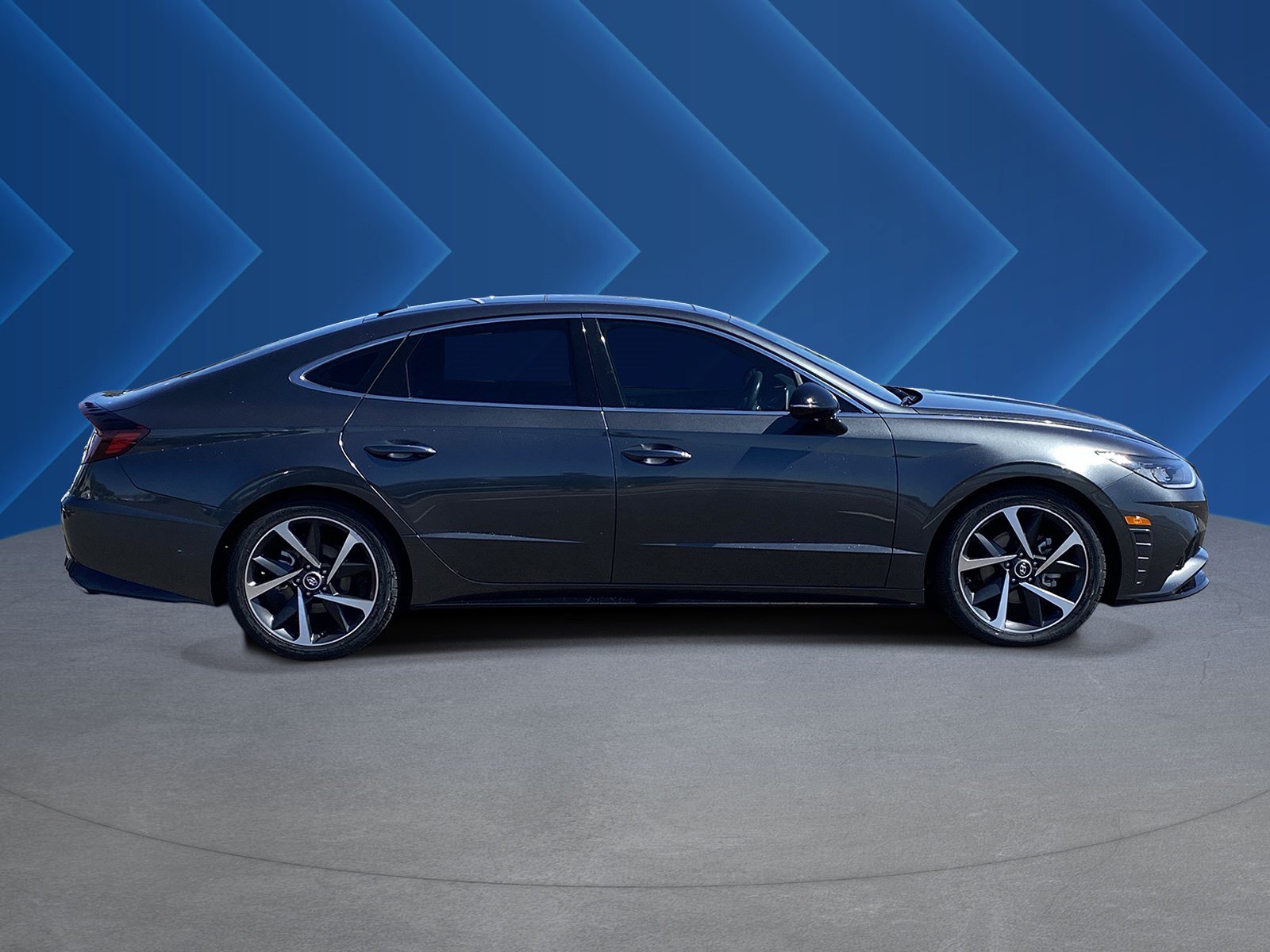 Certified 2023 Hyundai Sonata SEL Plus w/ Cargo Package FWD image 2