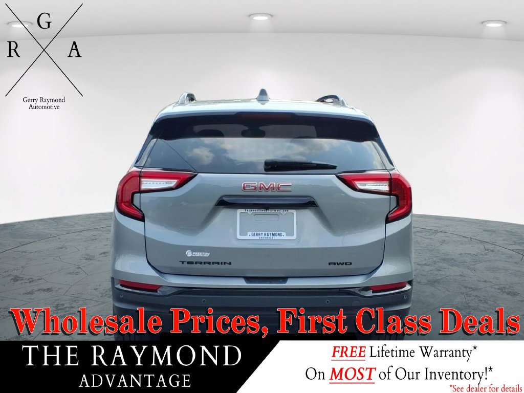 Used 2023 GMC Terrain SLE w/ Elevation Edition AWD/4WD image 6
