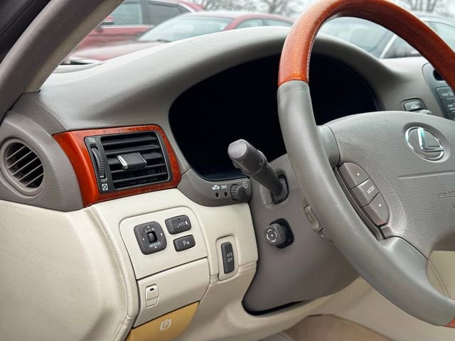 Used 2004 Lexus LS 430 image 10