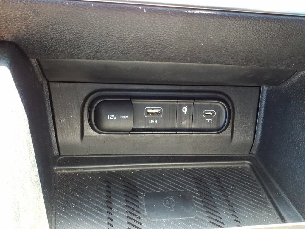 Used 2023 Kia Sportage EX FWD image 13
