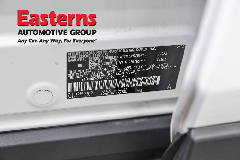 Used 2021 Toyota RAV4 LE w/ Carpet Mat Package (TMS) AWD/4WD image 35