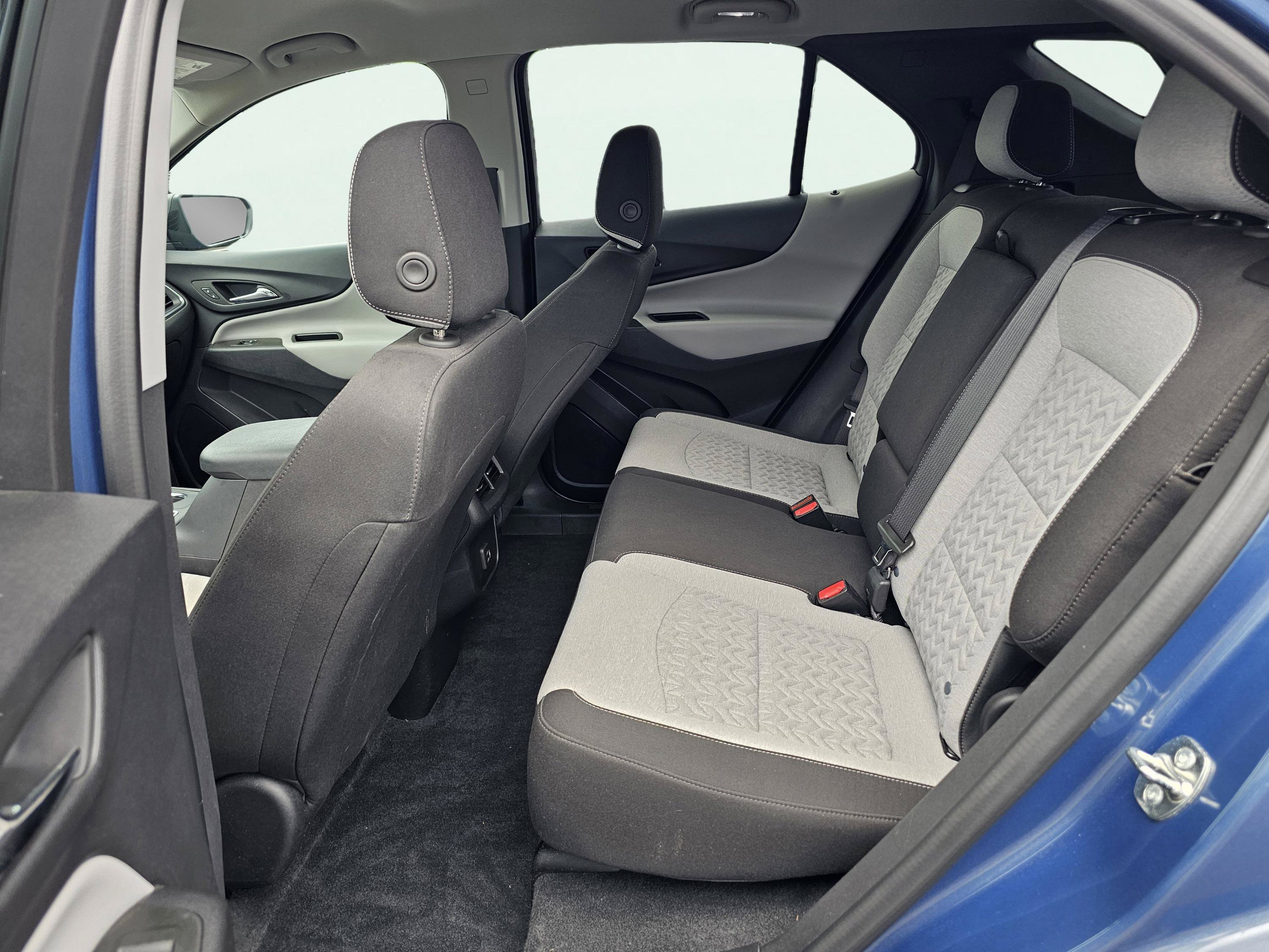 Used 2024 Chevrolet Equinox LS w/ LS Convenience Package FWD image 30
