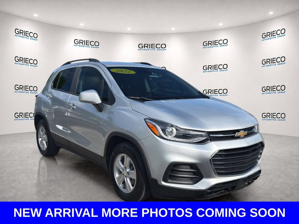 Used 2022 Chevrolet Trax LT w/ LT Convenience Package