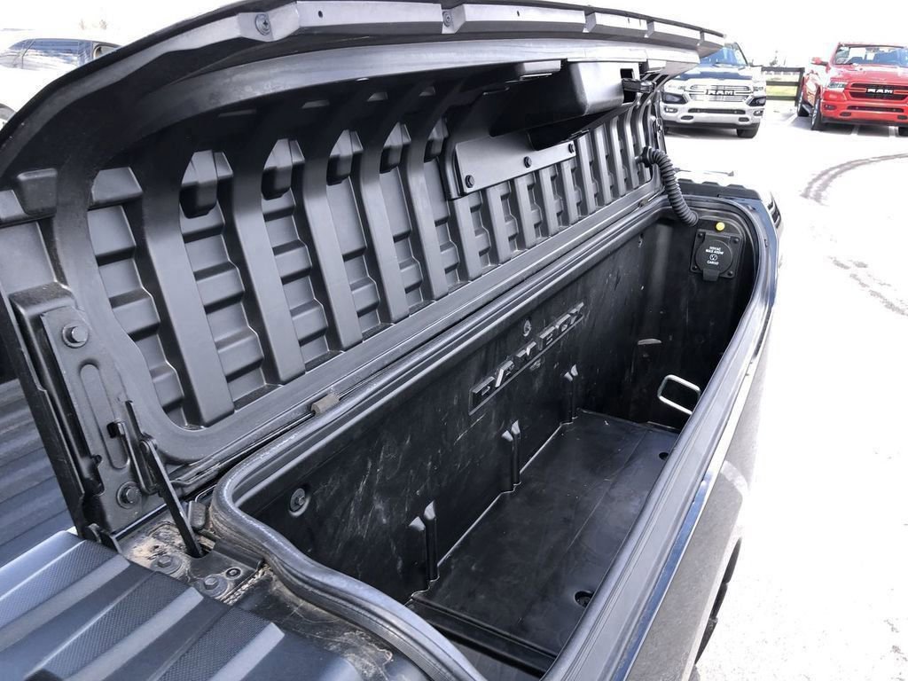Used 2023 RAM 1500 Laramie AWD/4WD image 25