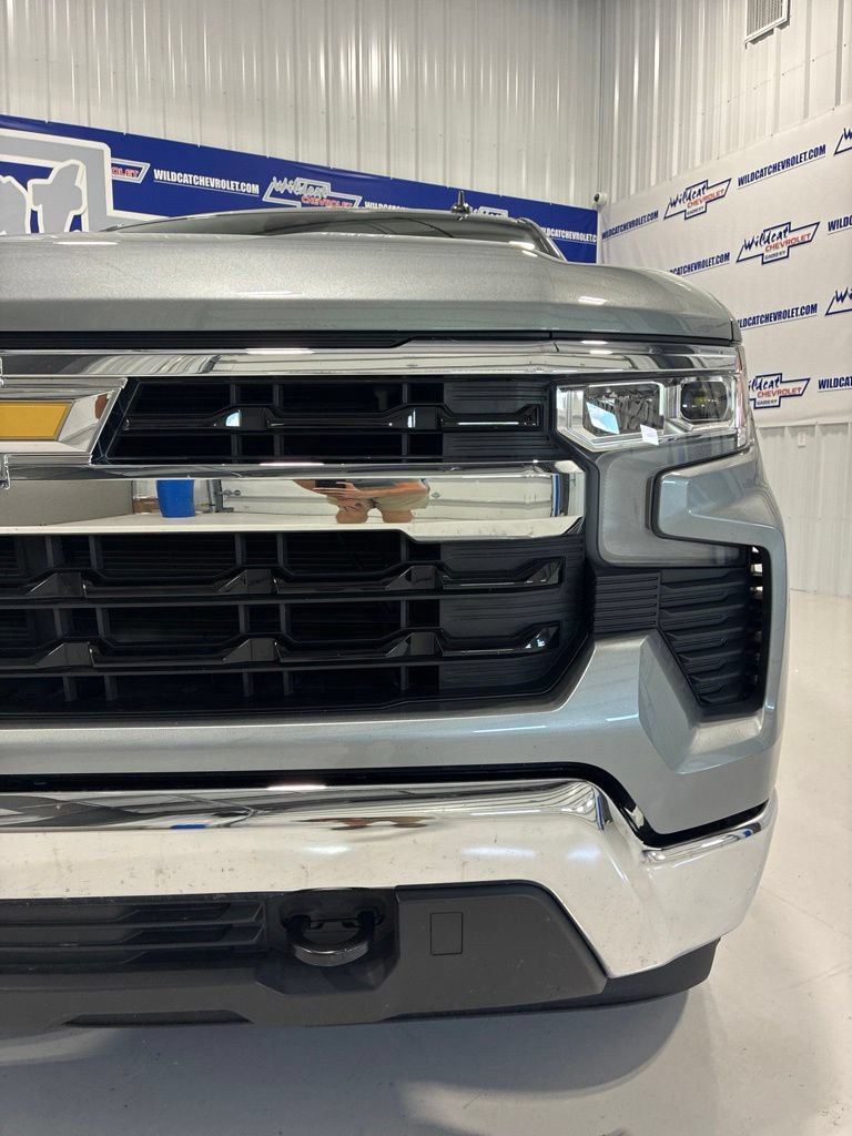 Used 2026 Chevrolet Silverado 1500 LT AWD/4WD image 13