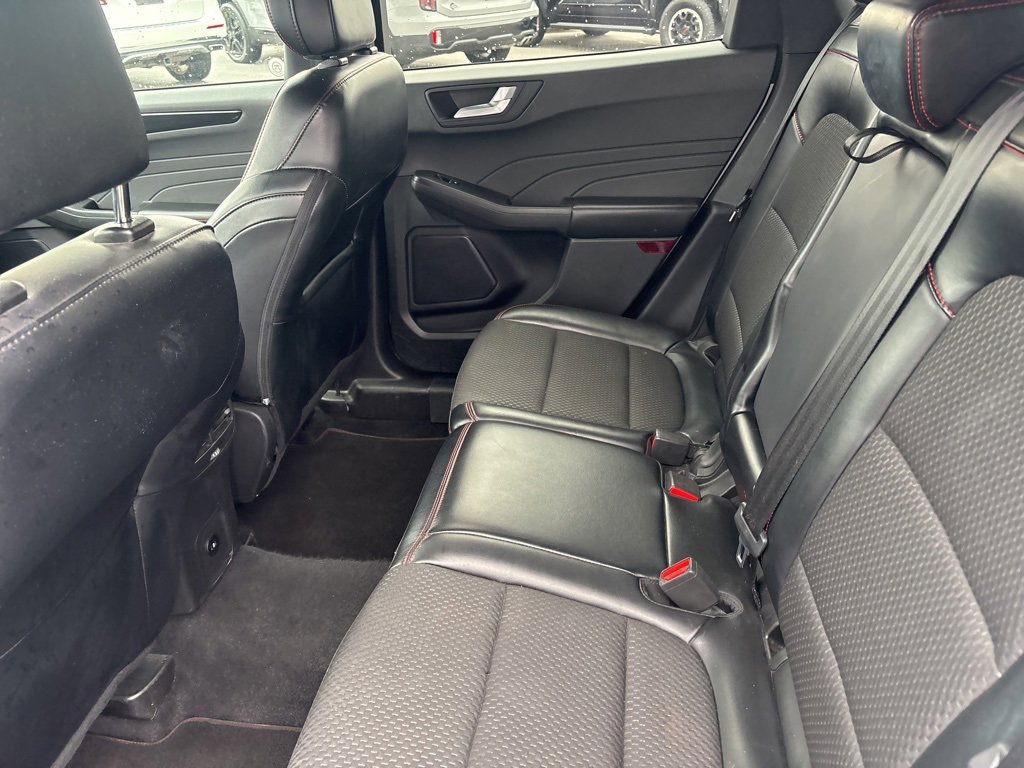 Used 2023 Ford Escape ST-Line image 17