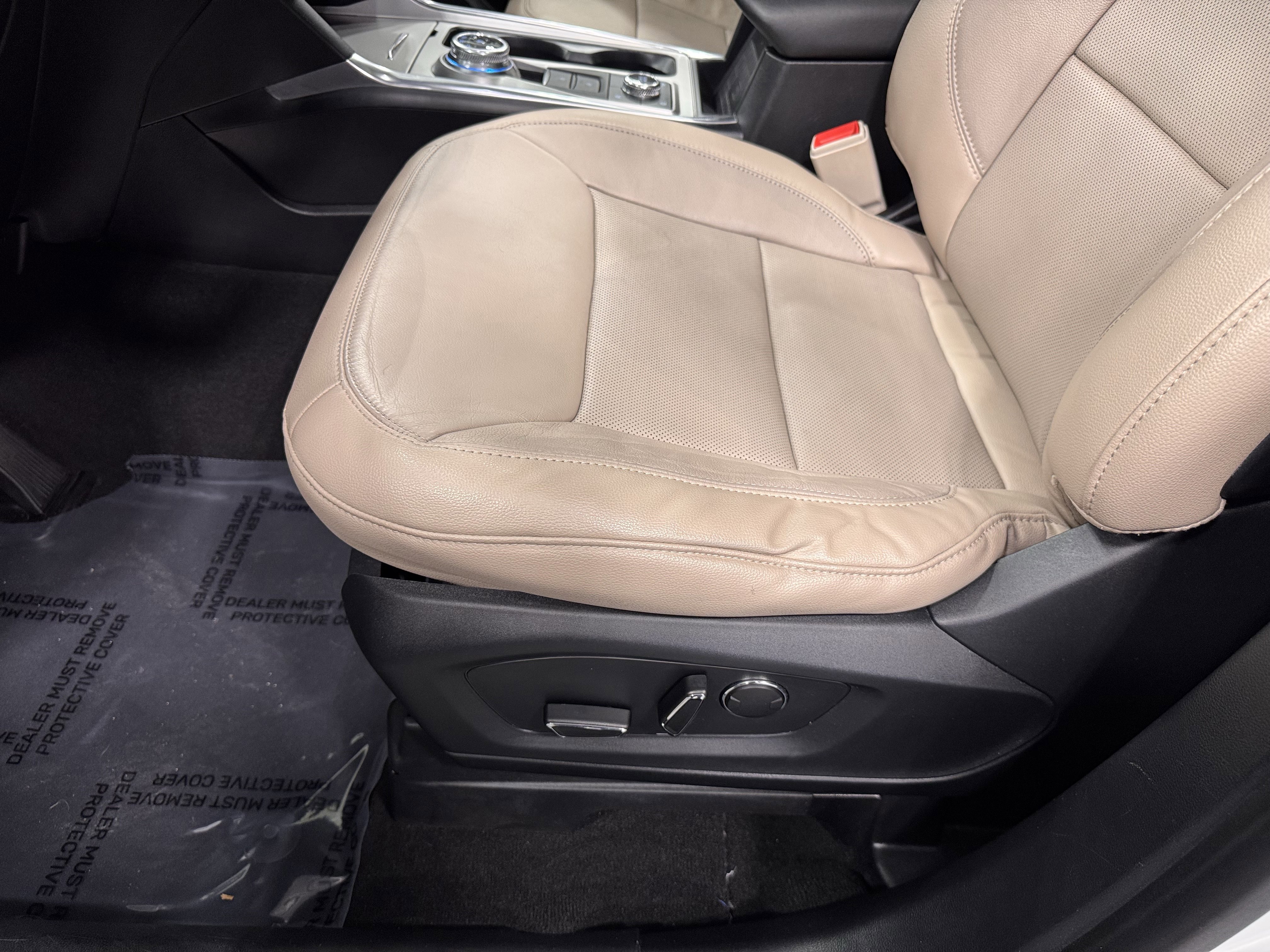 Used 2020 Ford Explorer Limited w/ Class III Trailer Tow Package image 20