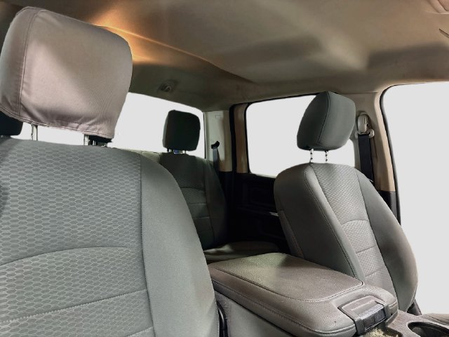 Used 2017 RAM 3500 Tradesman w/ Chrome Appearance Group AWD/4WD image 16
