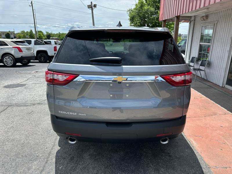 Used 2021 Chevrolet Traverse LS AWD/4WD image 9