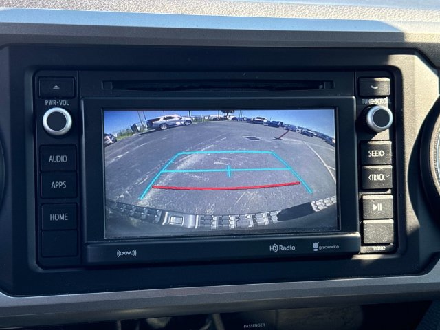 Used 2017 Toyota Tacoma SR5 w/ Tow Package RWD image 21