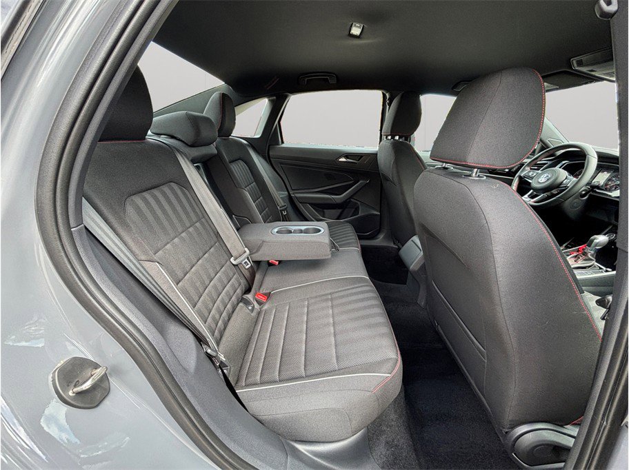 Used 2019 Volkswagen Jetta GLI image 35